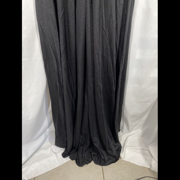 NEW‎ La Femme [sz 6 ] Sleeveless Plunge Neck Gown in Black - Picture 8 of 12